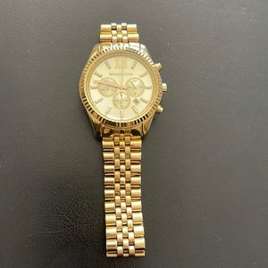 Men’s gold watch!